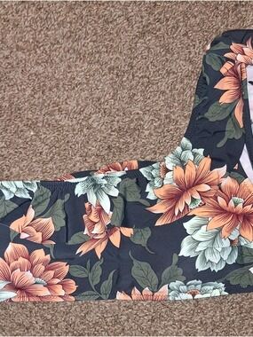 Women's Small Floral One Shoulder Bikini Top